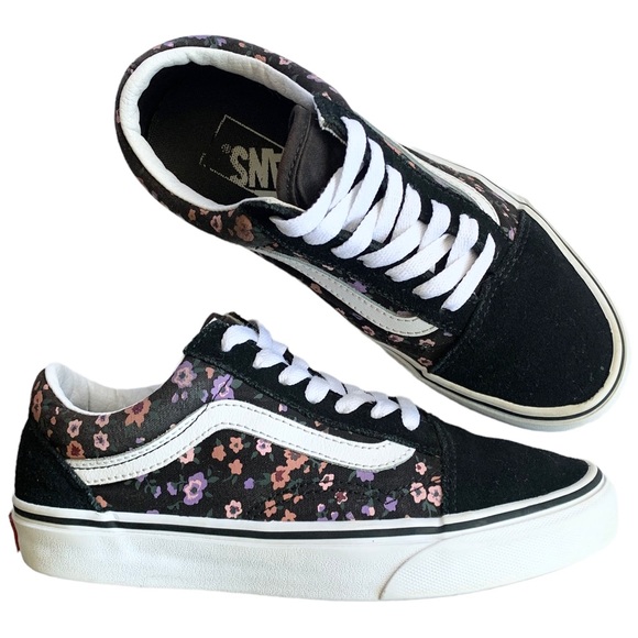 Vans Shoes - VANS Classic Old Skool Floral Sneaker | Size Women’s 6 Men’s 4.5
